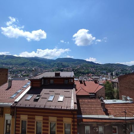Deluxe Apartment Lejla - Free Garage Parking サラエヴォ エクステリア 写真