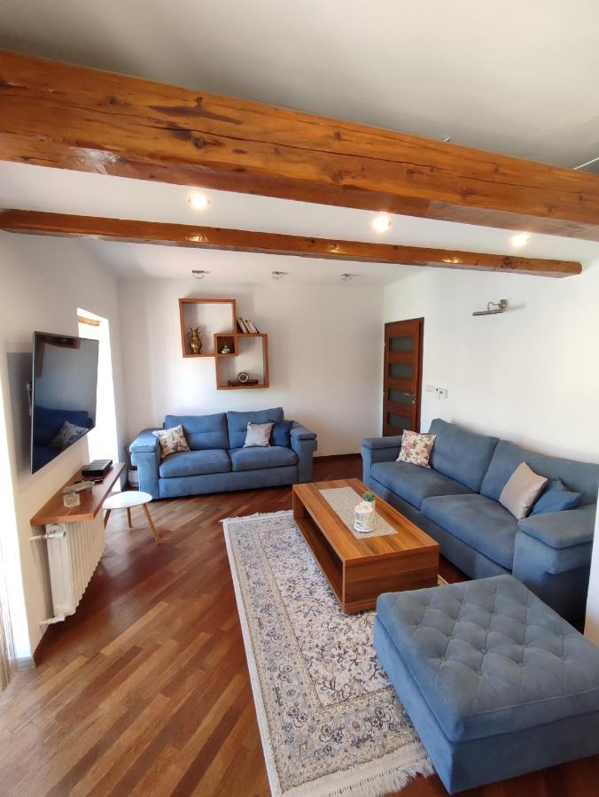 Deluxe Apartment Lejla - Free Garage Parking サラエヴォ エクステリア 写真