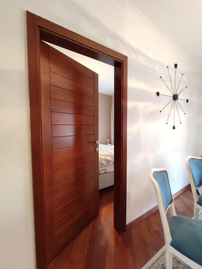 Deluxe Apartment Lejla - Free Garage Parking サラエヴォ エクステリア 写真
